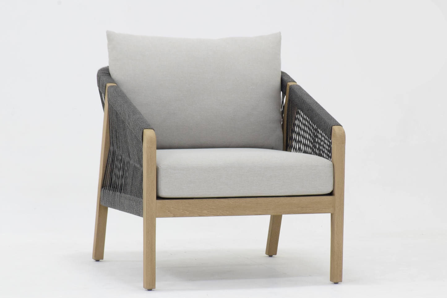 CAMBRIDGE Lounge Chair